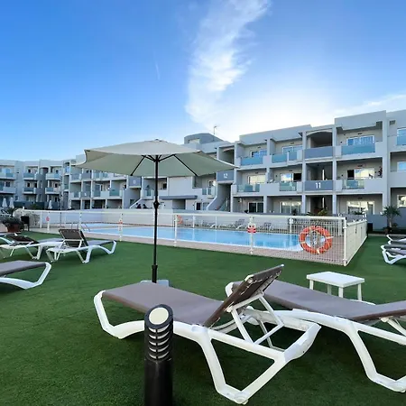 Paradise Palms Ii Deluxe, Incl. Welcome Package דירה קורלחו